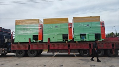 十幾年默契再下單，這臺(tái)噴膠機(jī)藏著多少行業(yè)秘密？